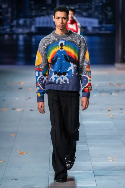 Look 61